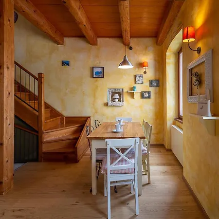 Alighieri Unique Apartment Pula Exterior photo